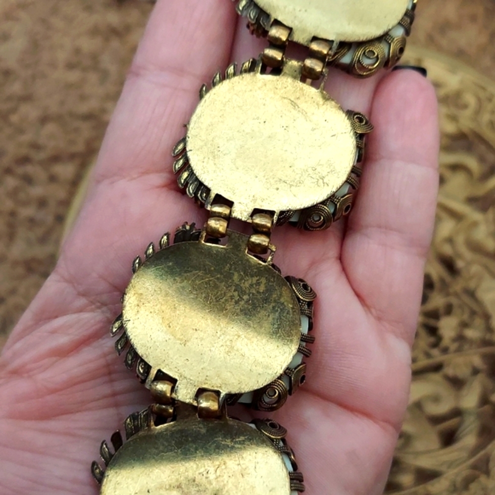 Selro Pharoah Egyptian Bracelet &Brooch Set - Picture 7 of 8